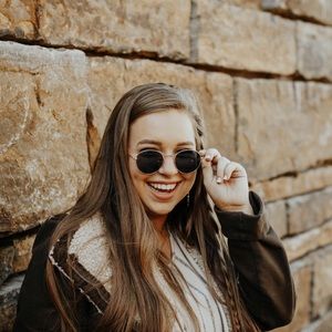 Meet your Posher, Audrey